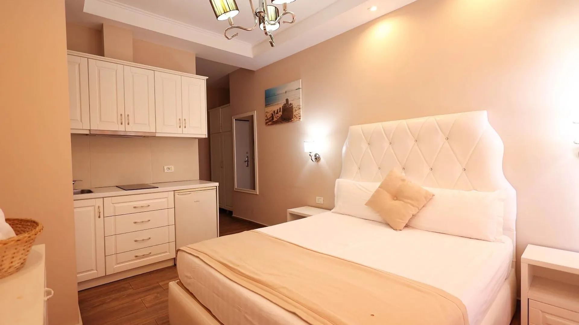 Apartments Flower Residence Sarandë 0*,  Albania