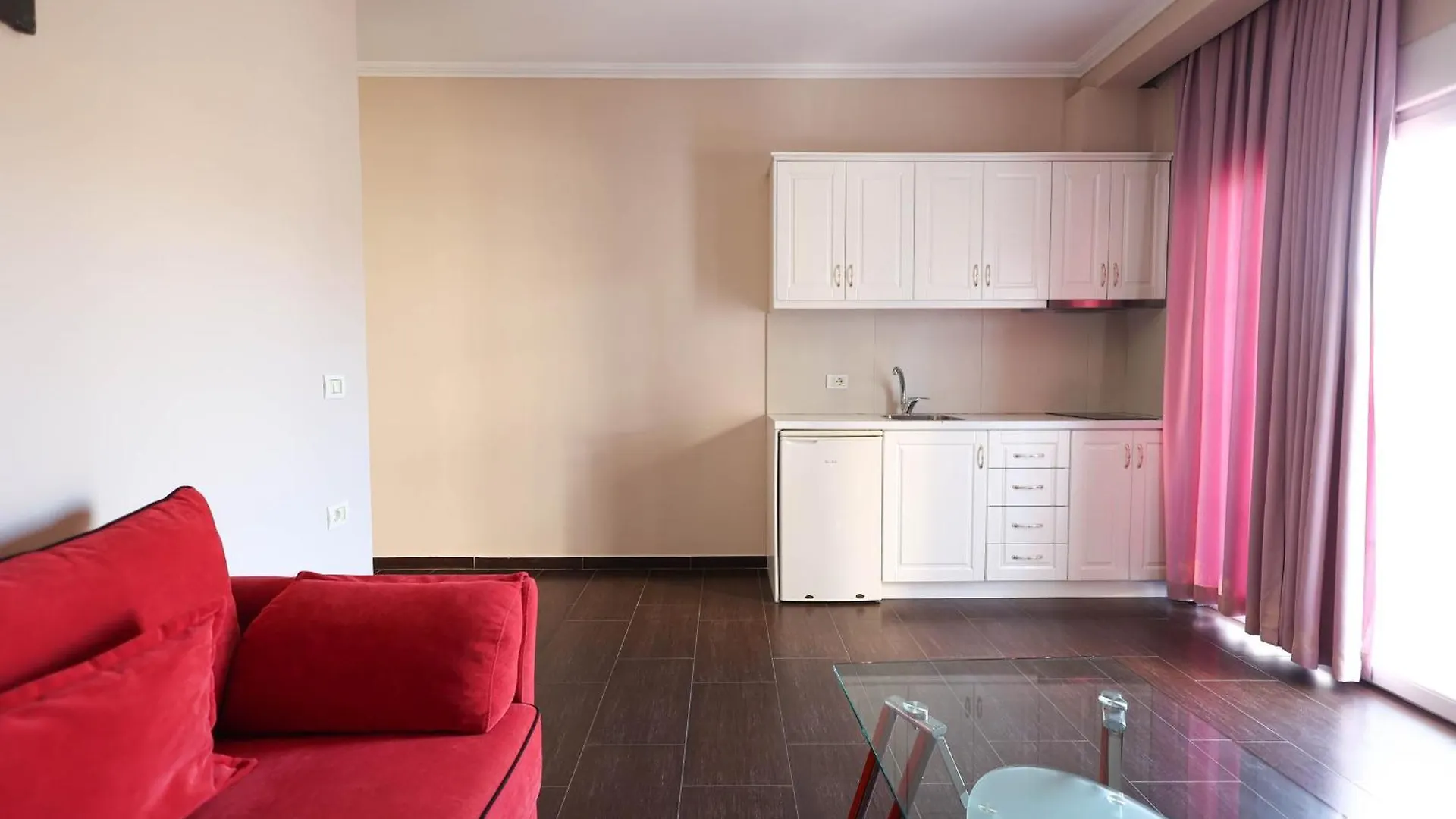 Apartments Flower Residence Sarandë