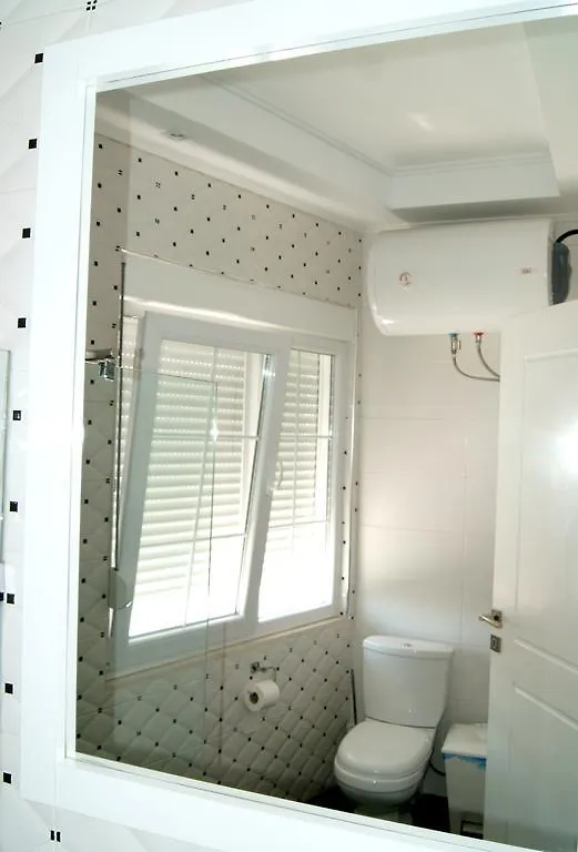 Apartments Flower Residence Sarande
