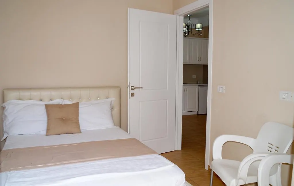 Apartments Flower Residence Sarande