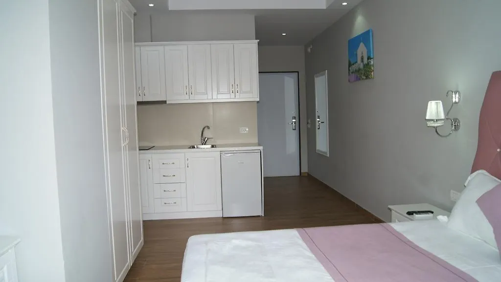 Apartments Flower Residence Sarande